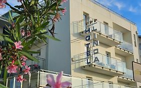 Hotel Linda
